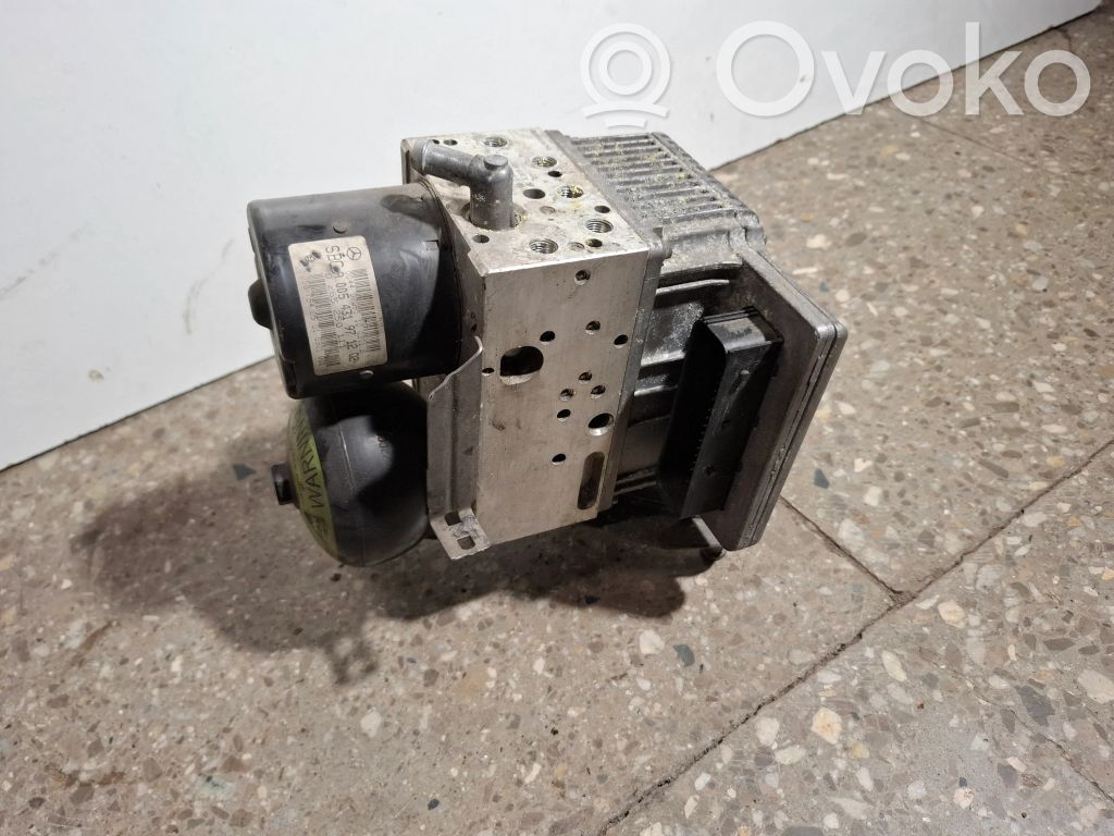 Mercedes-Benz E W211 ABS Pump 