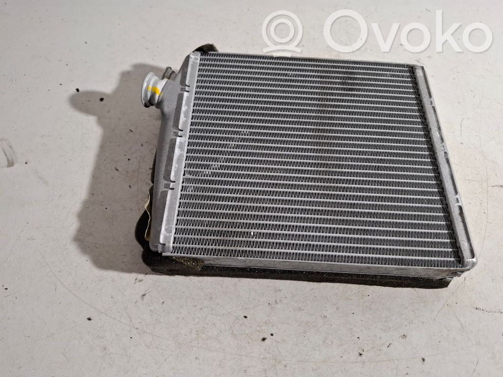 Volvo S60 Pečiuko radiatorius 