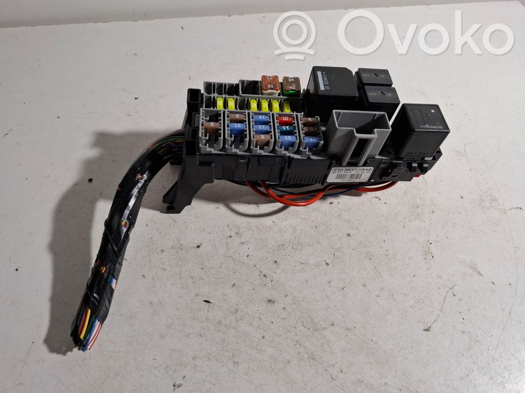 Volvo V60 Módulo de fusible 