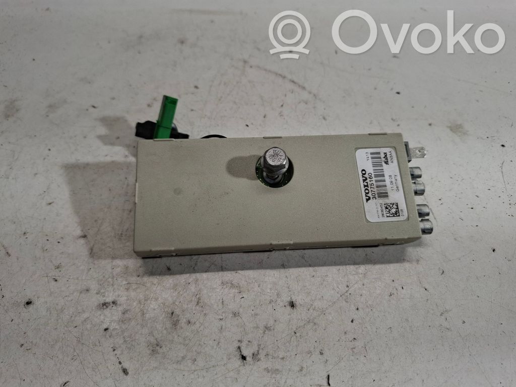 Volvo XC60 Antenos stiprintuvas 