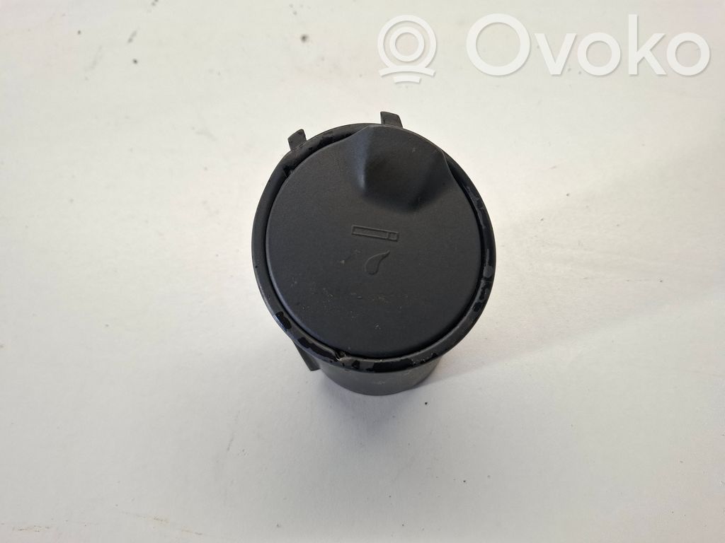 Volvo V70 Ashtray (front) 