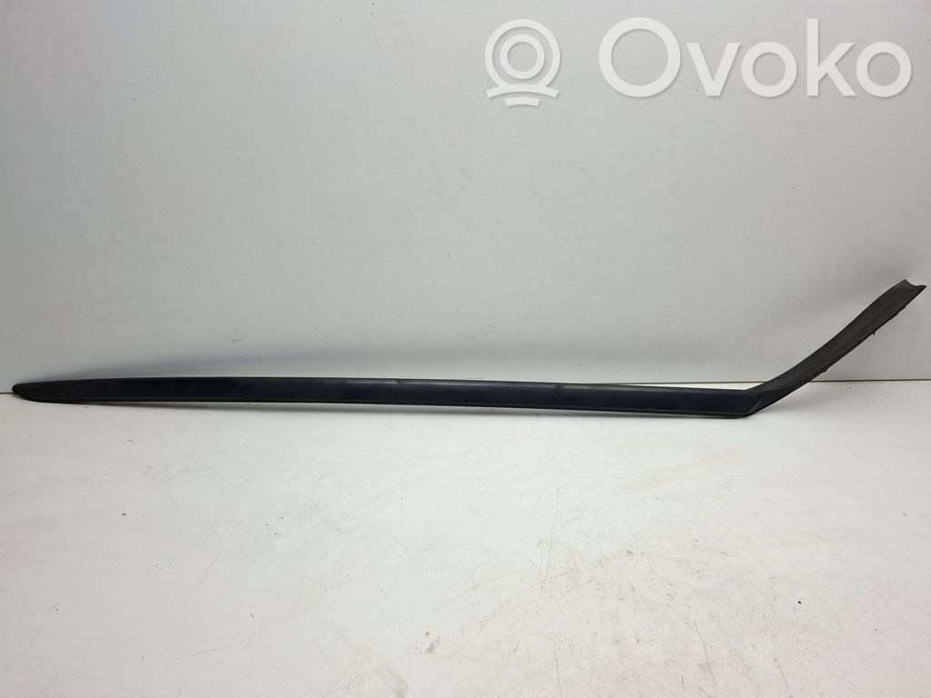Volvo V60 Windshield trim 