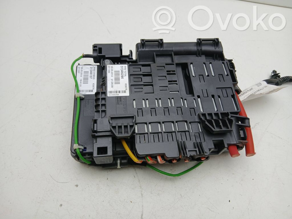 Volvo V60 Fuse module 