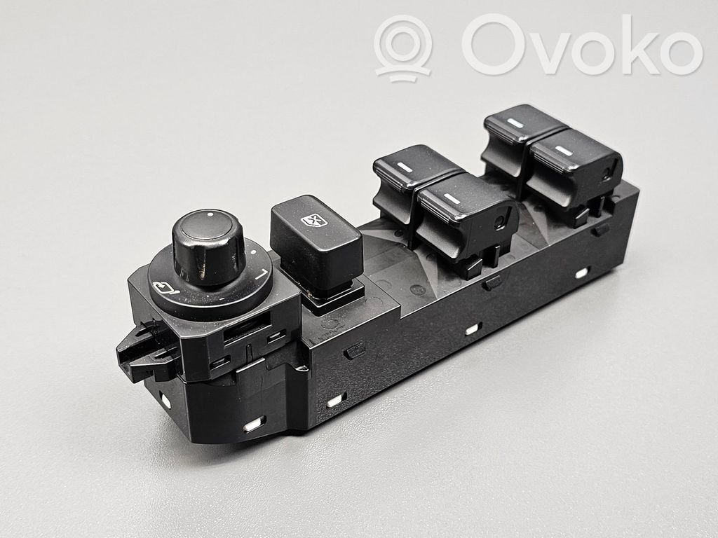 Mazda 6 Electric window control switch 