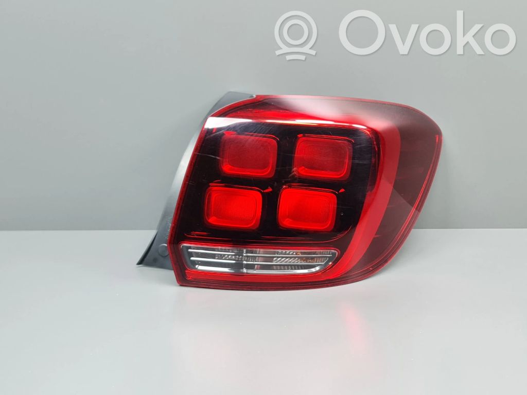 Dacia Sandero II Lampă spate în caroserie 
