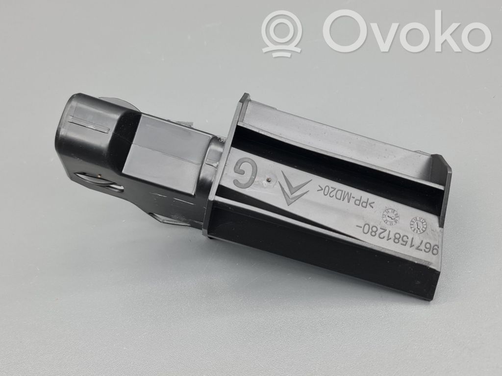 Citroen C3 Ajovalon kannake 