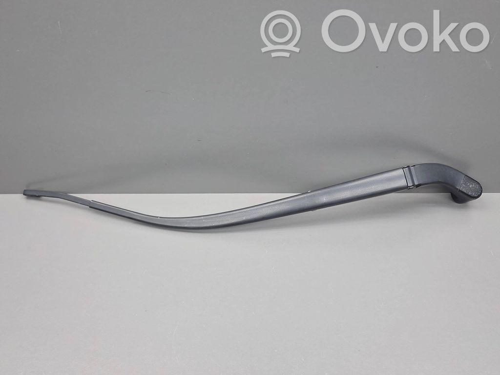 Mazda 3 III Front wiper blade arm 