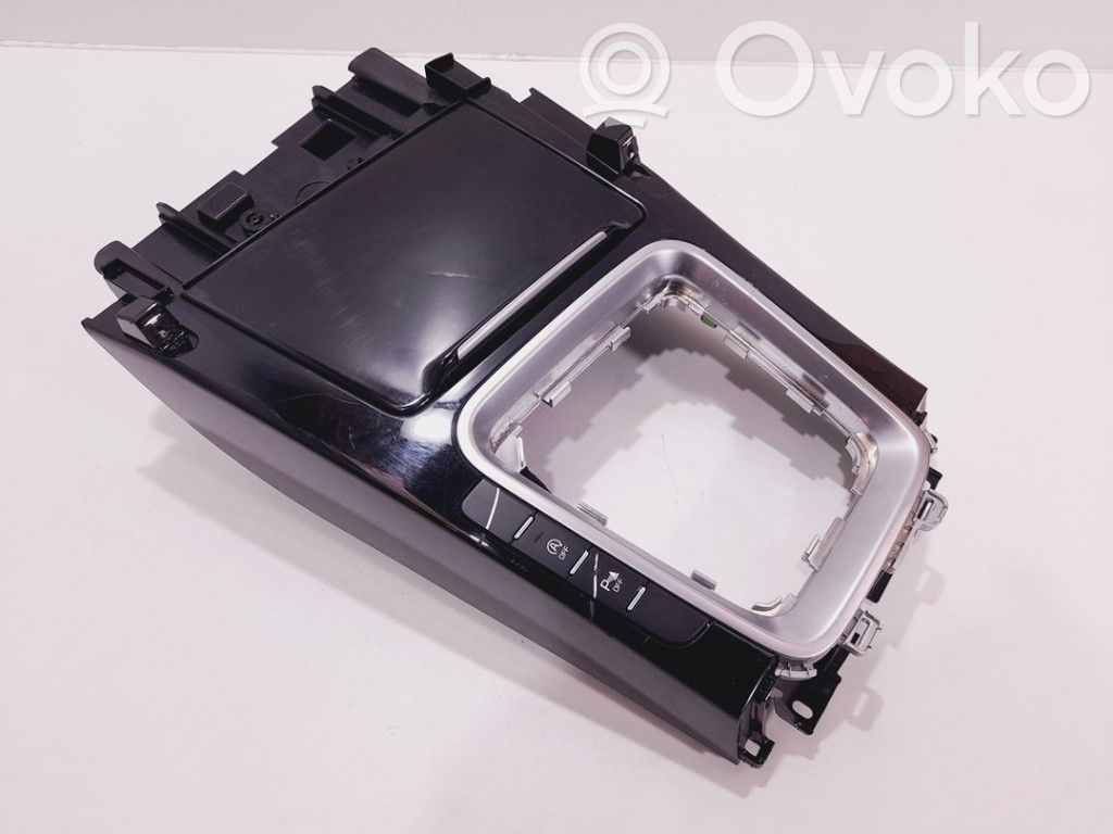 KIA Pro Cee'd III Consola central 
