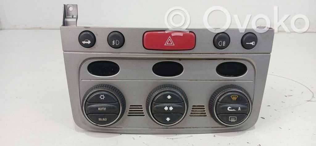 Alfa Romeo 147 Climate control unit 