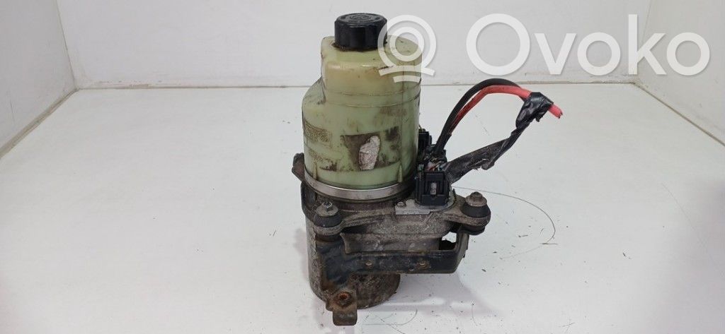 Ford C-MAX I Ohjaustehostimen pumppu 