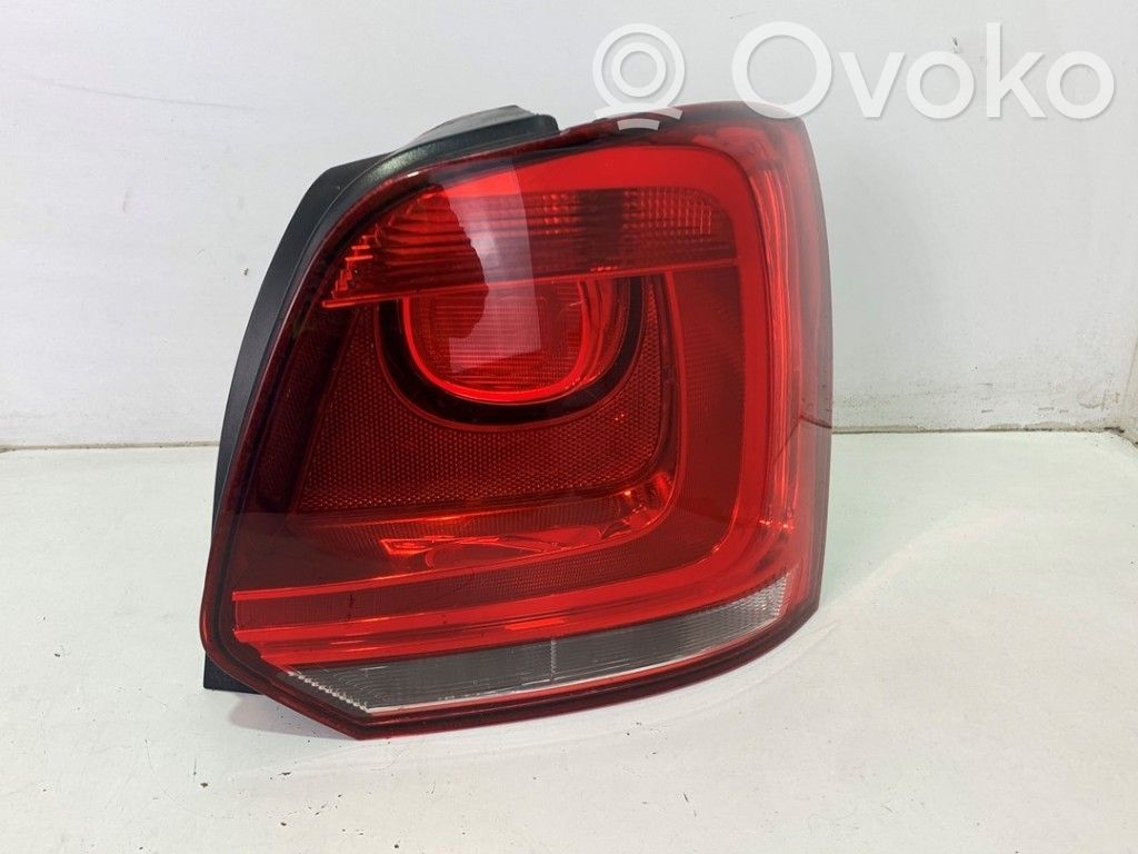 Volkswagen Polo V 6R Lampa tylna 