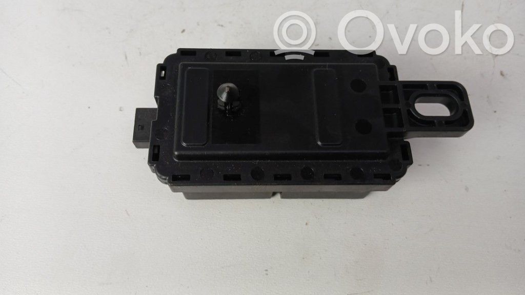 BMW 1 F20 F21 Unitate/modul control alarmă 