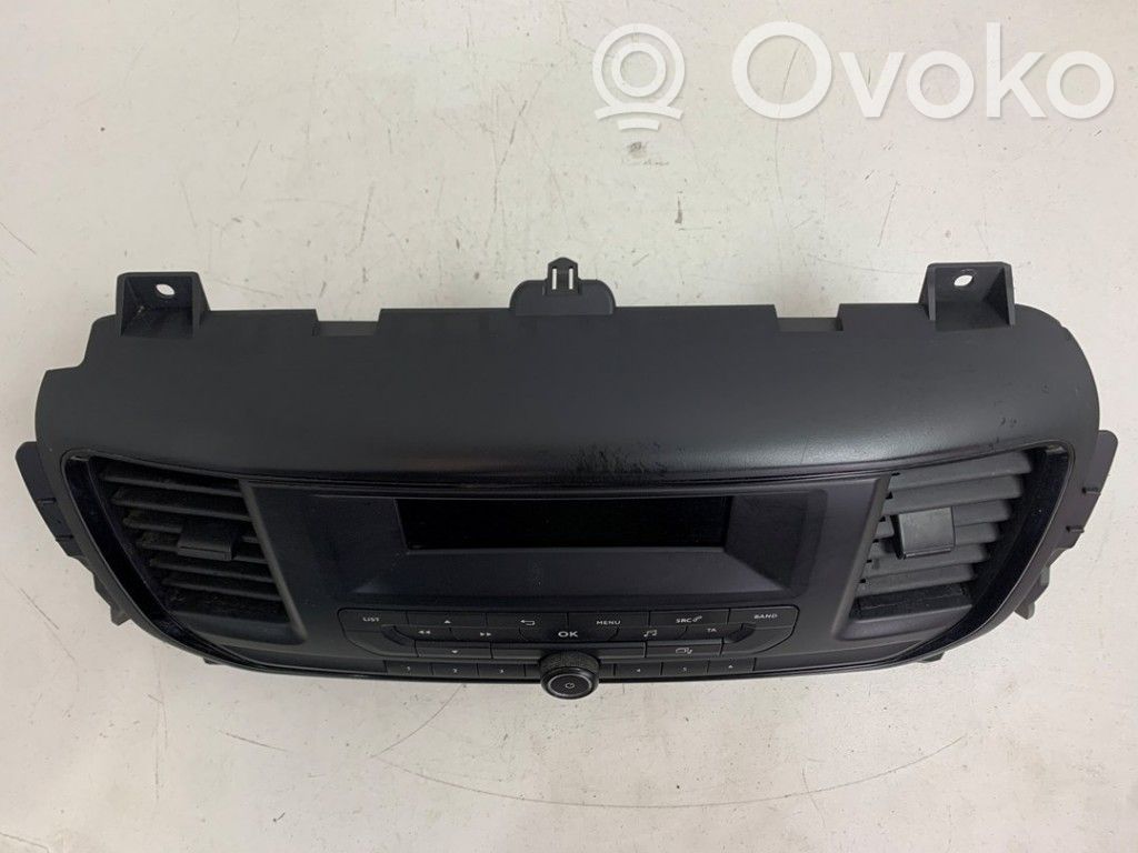 Toyota Proace Garso reguliavimo jungtukas 