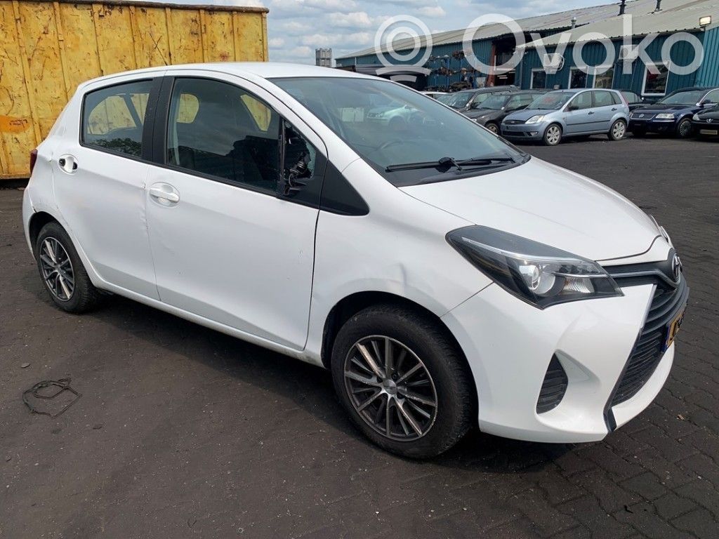 Toyota Yaris Ansamblu amortizor cu arc față 