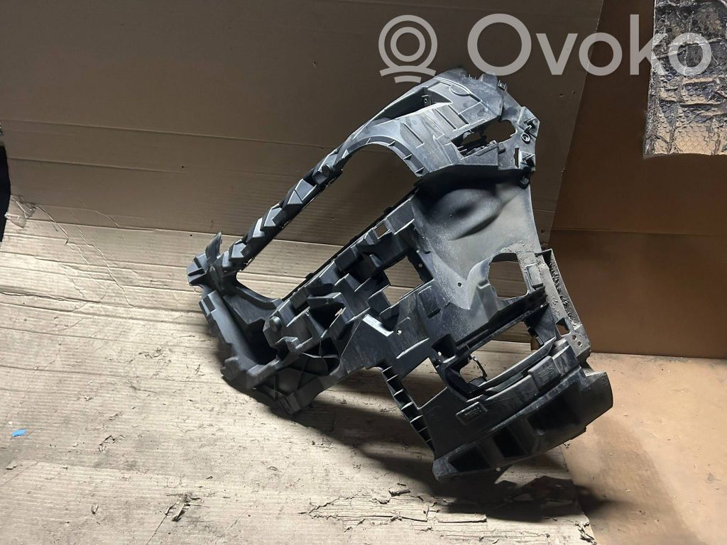 BMW X7 G07 Staffa di rinforzo montaggio del paraurti posteriore 