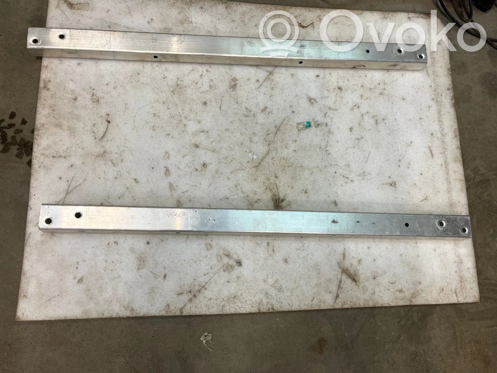 Audi Q7 4M Front bumper cross member 