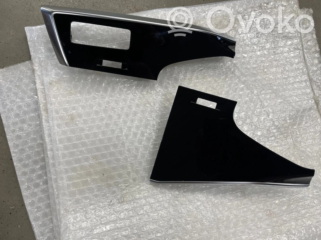Audi Q7 4M Dashboard trim 