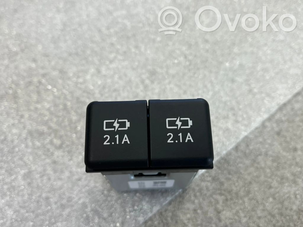 Lexus UX USB socket connector 