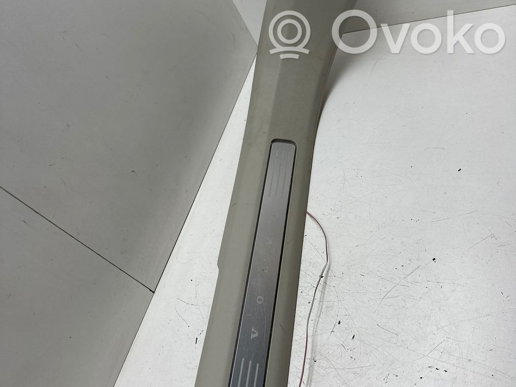 Volvo XC90 Front sill trim cover 