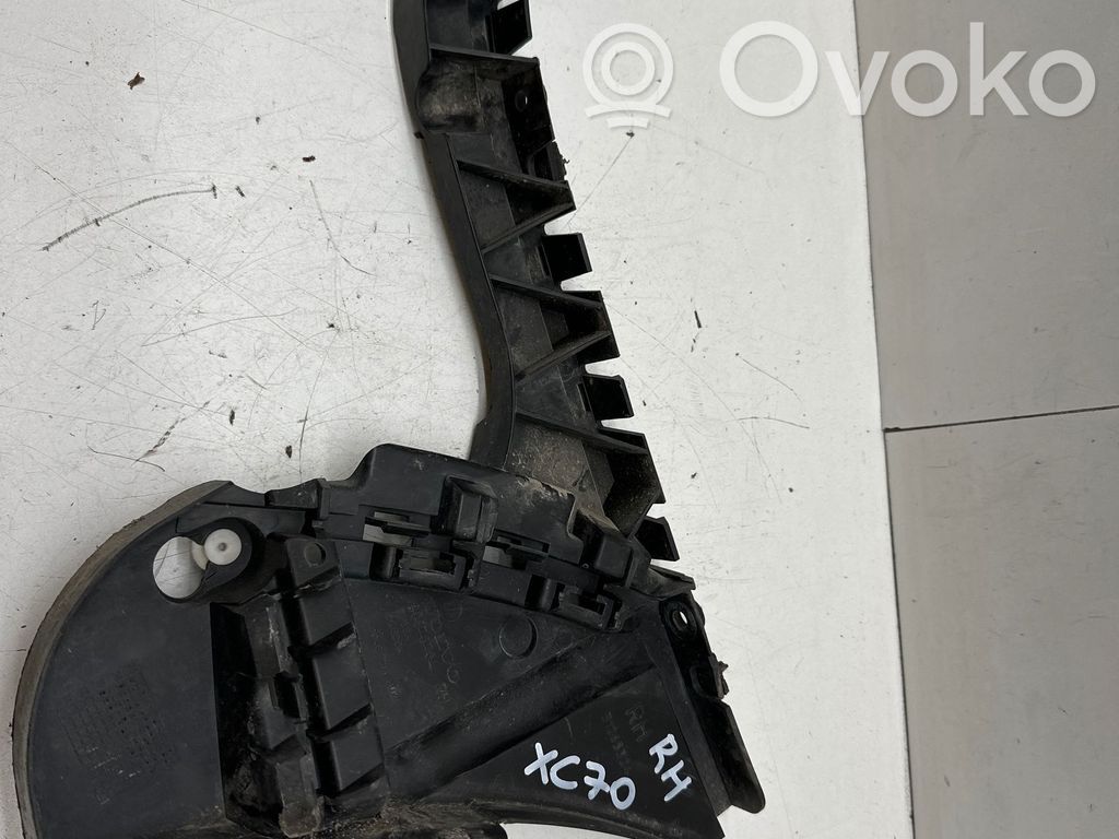 Volvo XC70 Rear bumper mounting bracket 