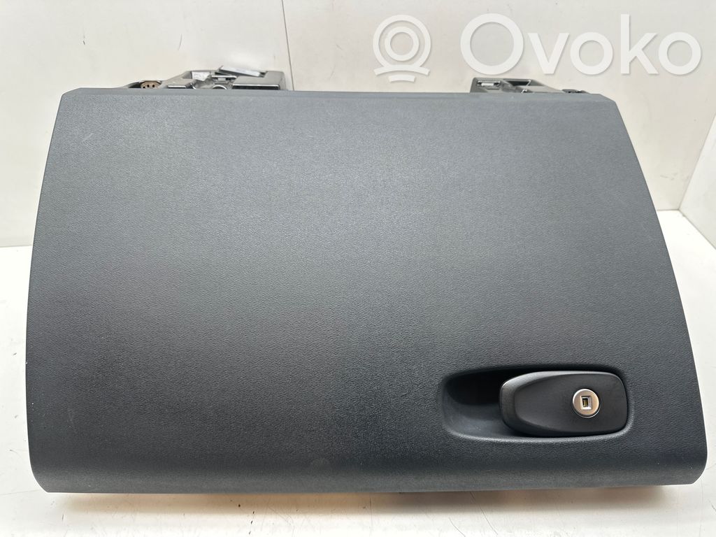 Volvo S90, V90 Guantera 