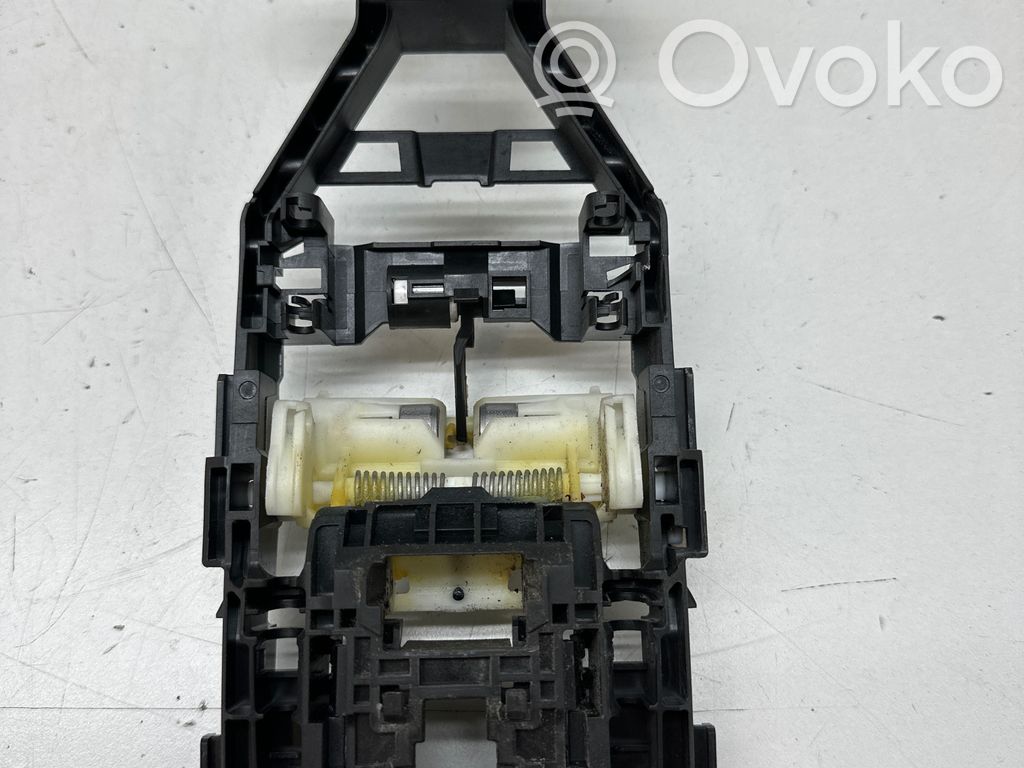 Volvo XC90 Rear door exterior handle 
