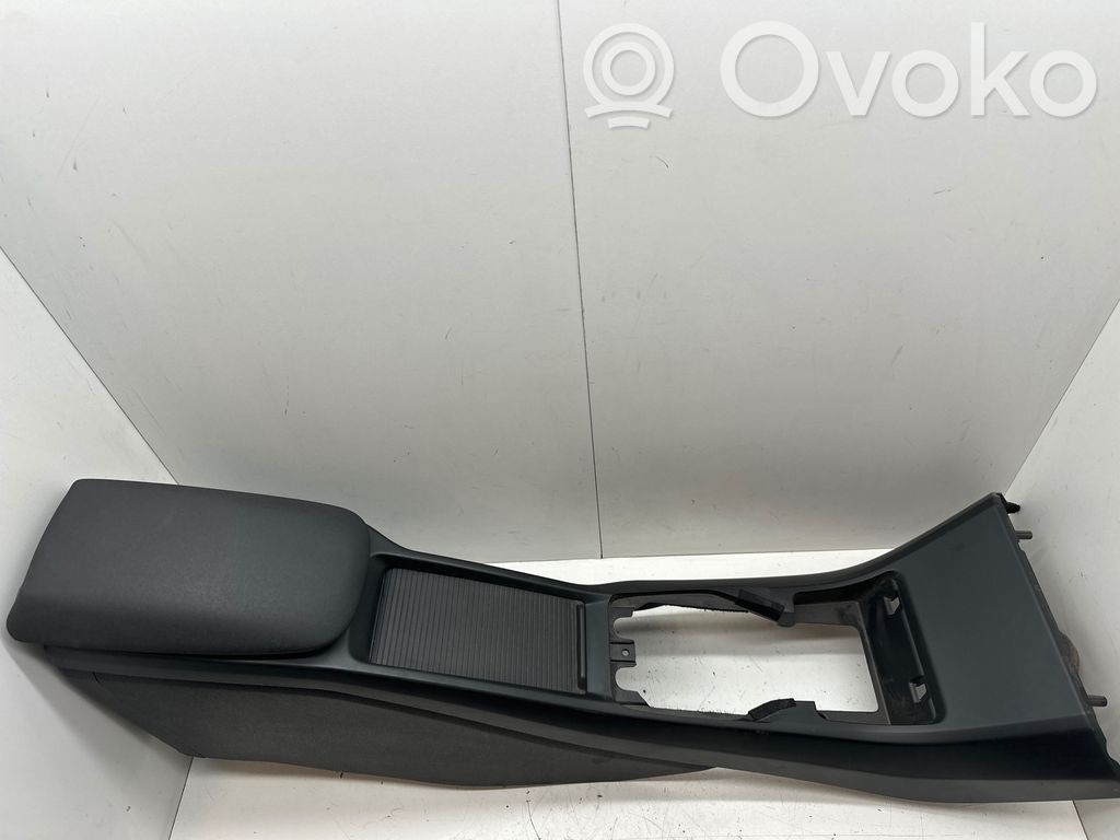 Volvo V40 Armrest 
