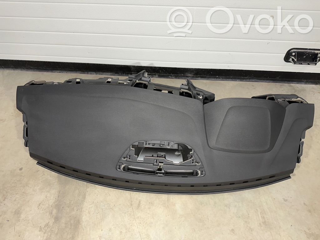 Volvo S90, V90 Cruscotto 