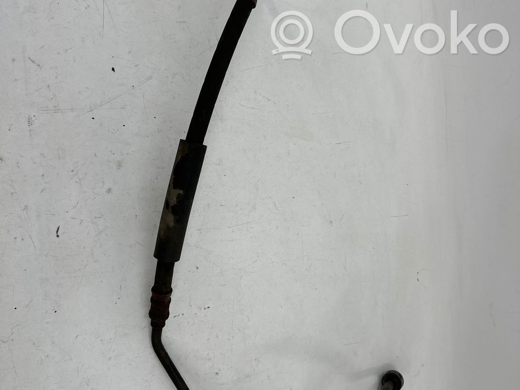 Volvo XC90 Air conditioning (A/C) pipe/hose 