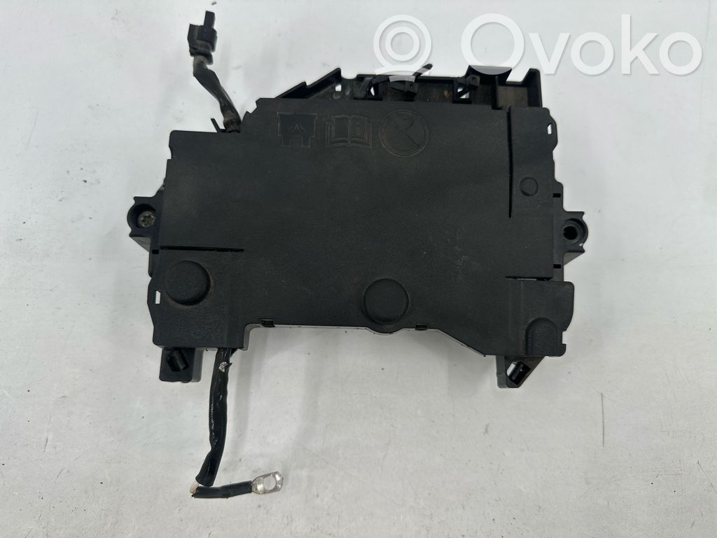Módulo de fusible   30659192,E00019240,E00019241