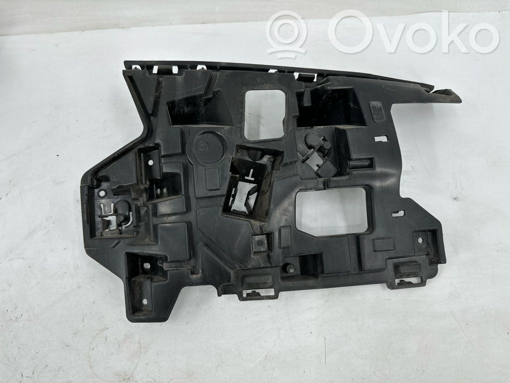 Volvo V40 Front bumper mounting bracket 