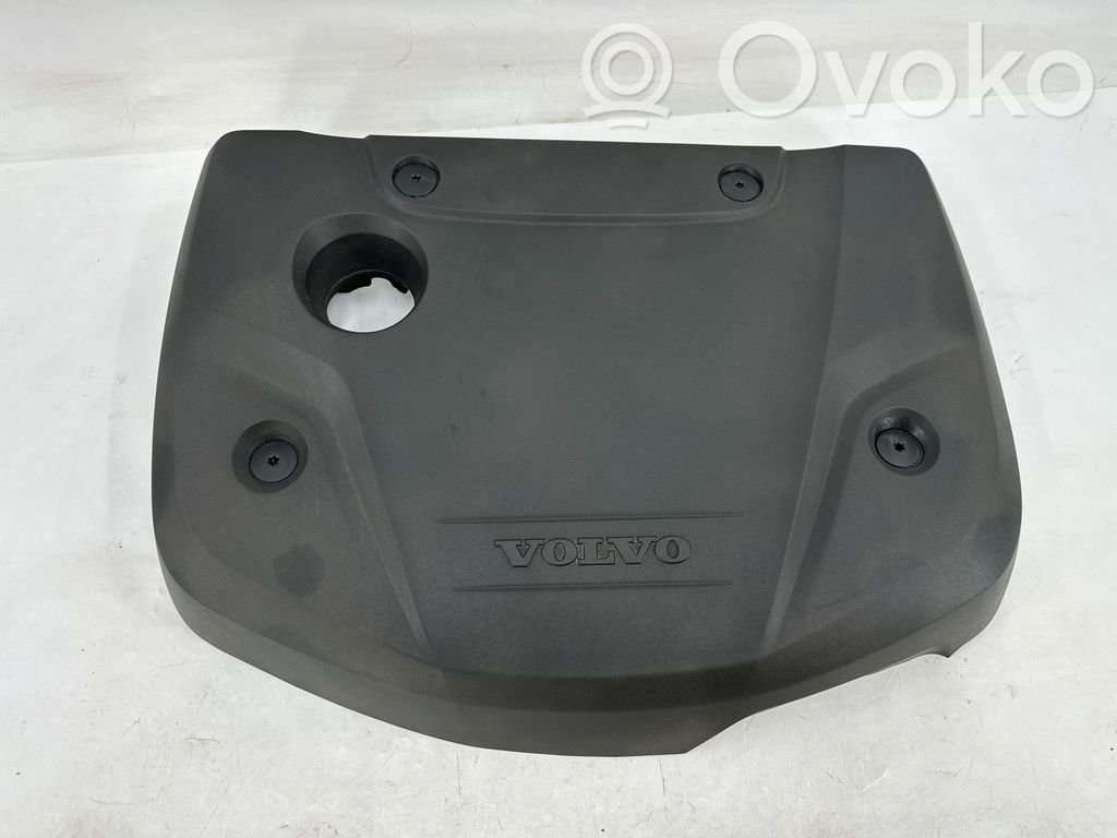 Volvo V40 Engine cover (trim) 