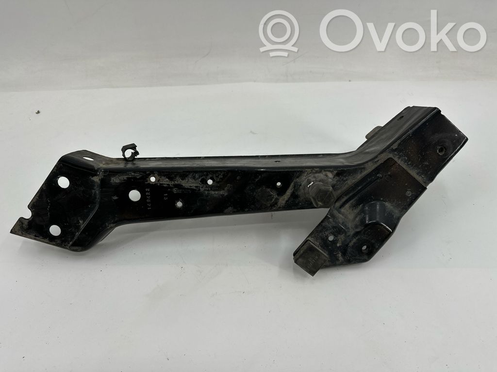 Jeep Grand Cherokee Boczny panel mocowania chłodnicy 