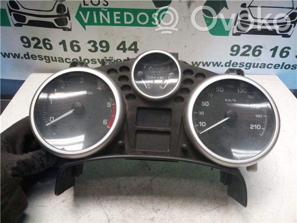 Peugeot 207 Speedometer (instrument cluster) 