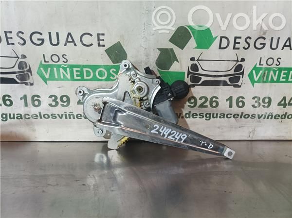Lexus IS 200-300 Regulador de puerta trasera con motor 