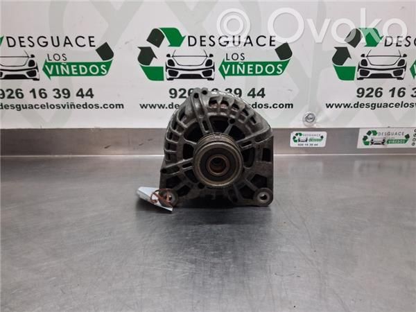 Alternador   231003831R,2607395A