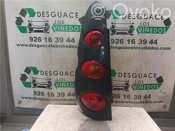 Lámpara de faros/luces traseros   A4548200164