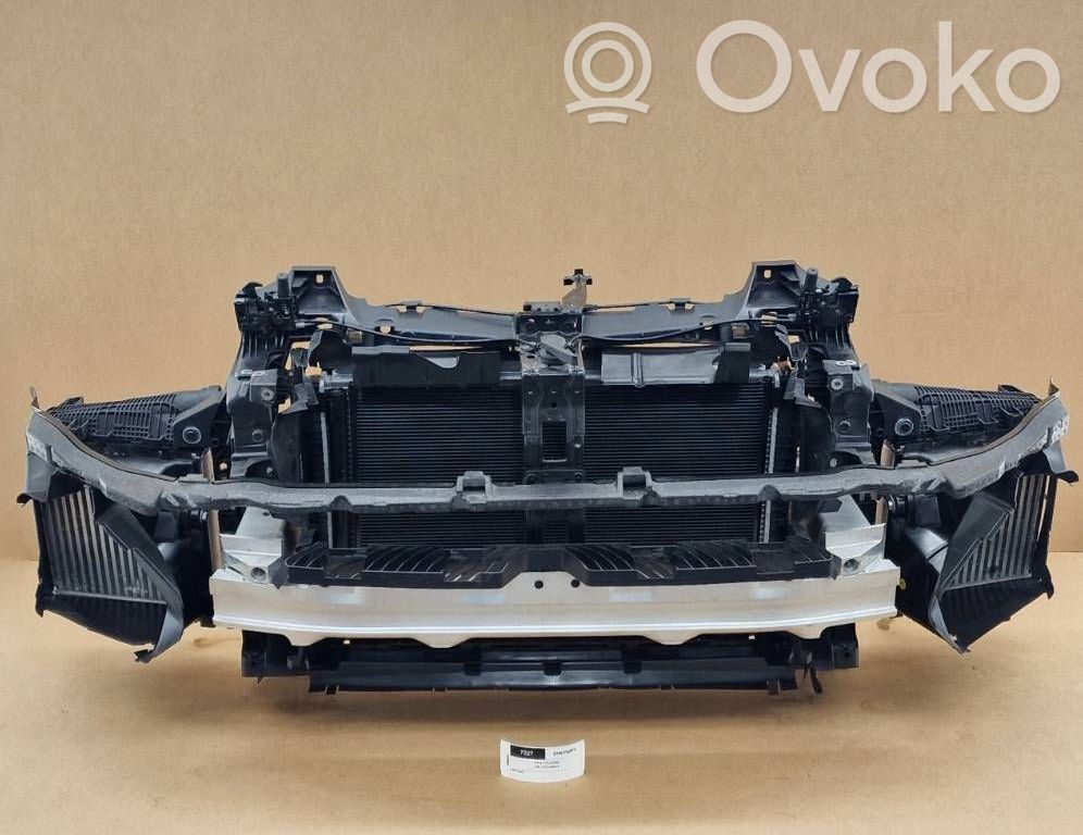 Volkswagen Touareg III Radiator support slam panel 