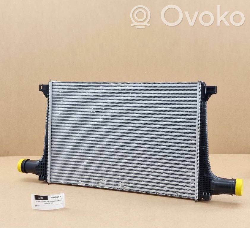 Audi Q7 4M Interkūlerio radiatorius 