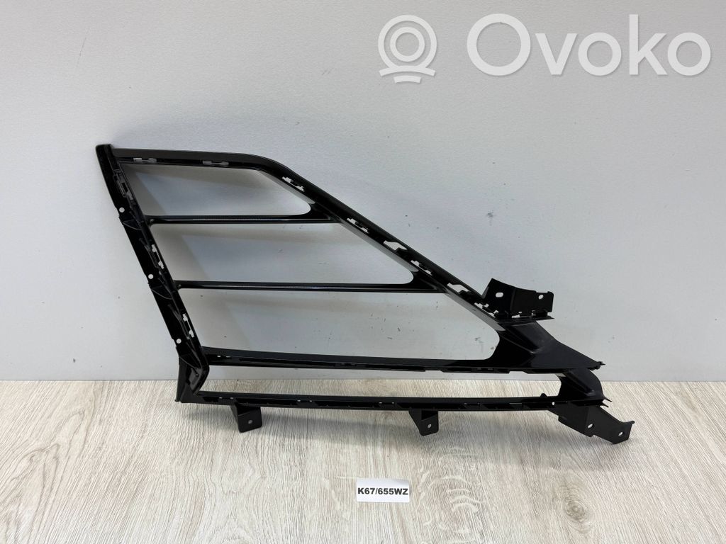Lamborghini Urus Front bumper lower grill 