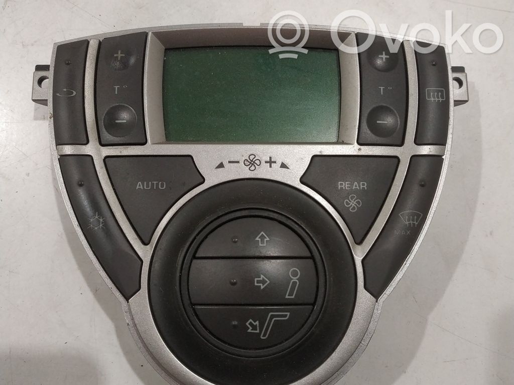Peugeot 807 Climate control unit 
