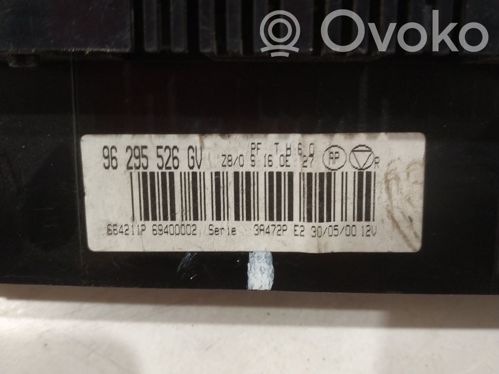 Peugeot 607 Climate control unit 