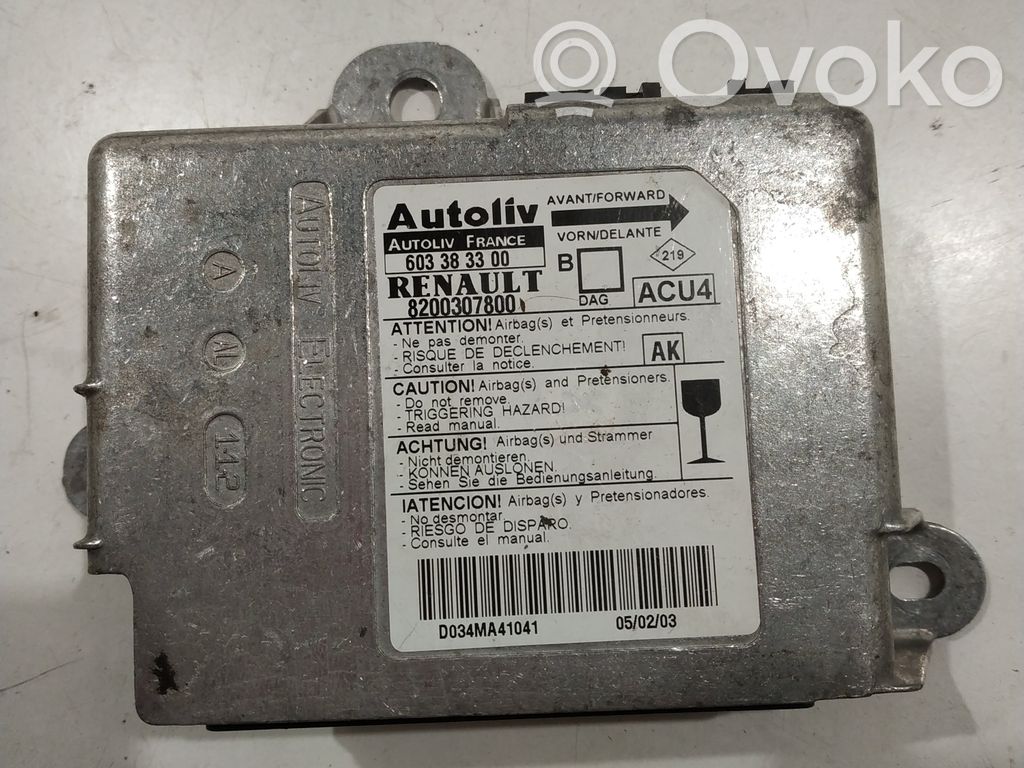 Renault Megane II Airbag control unit/module 