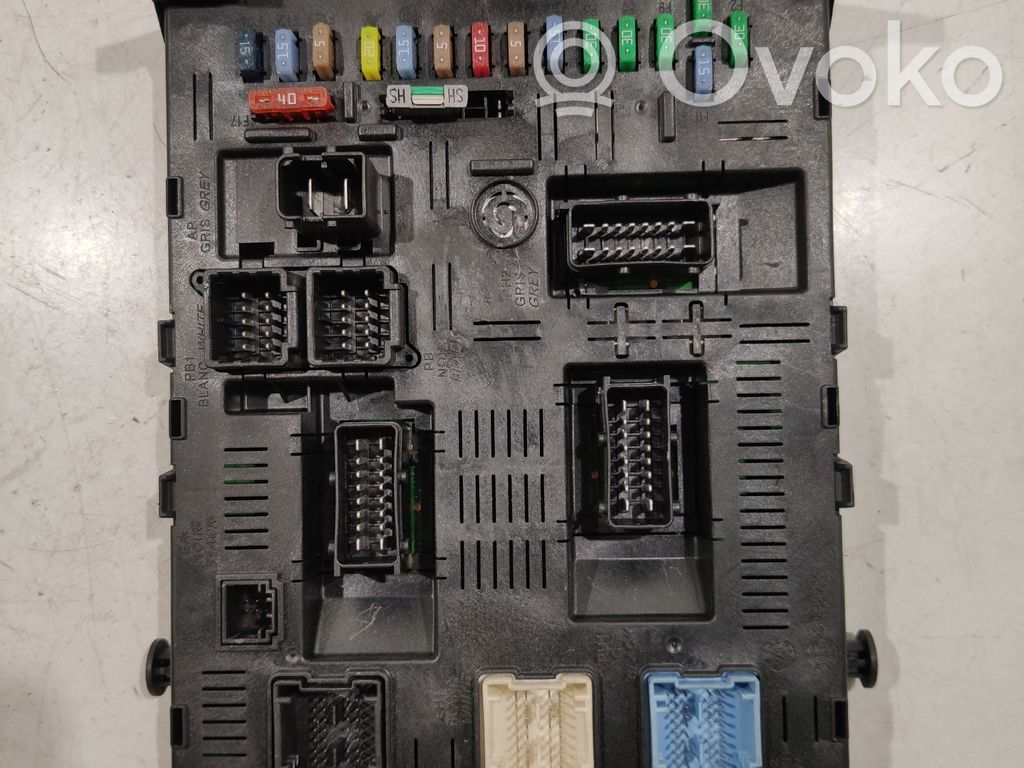 Peugeot 607 Comfort/convenience module 