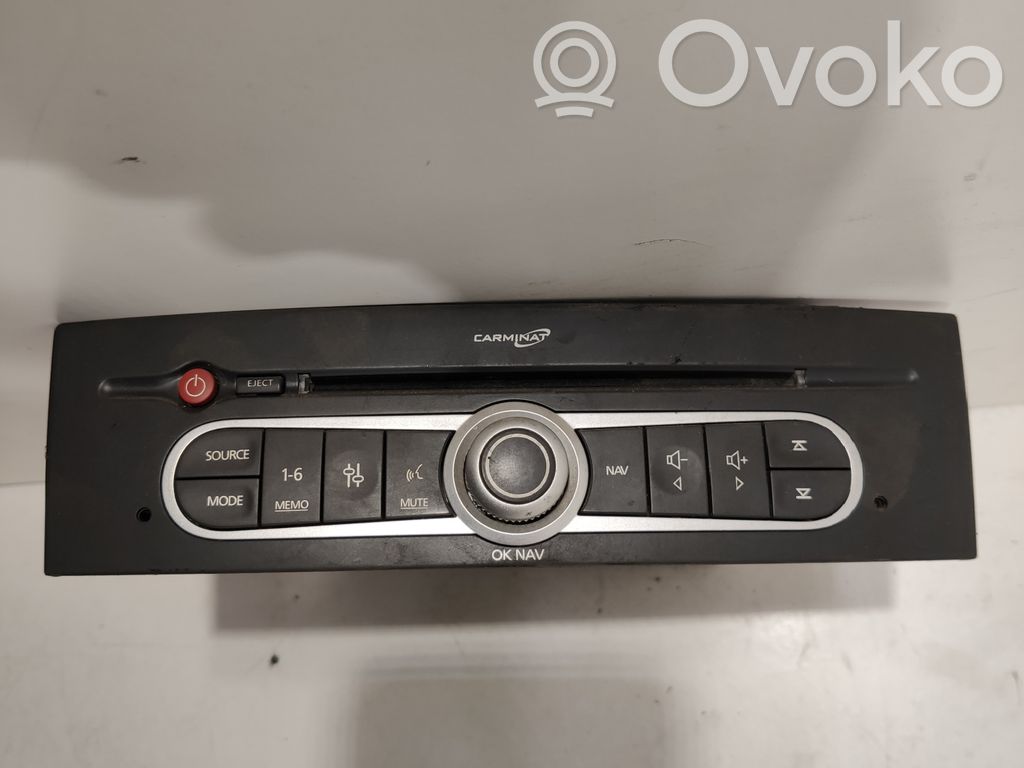 Panel / Radioodtwarzacz CD/DVD/GPS   8200514871,8200514871T