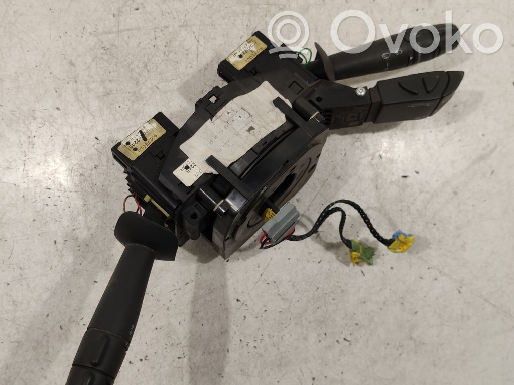 Renault Laguna II Wiper turn signal indicator stalk/switch 