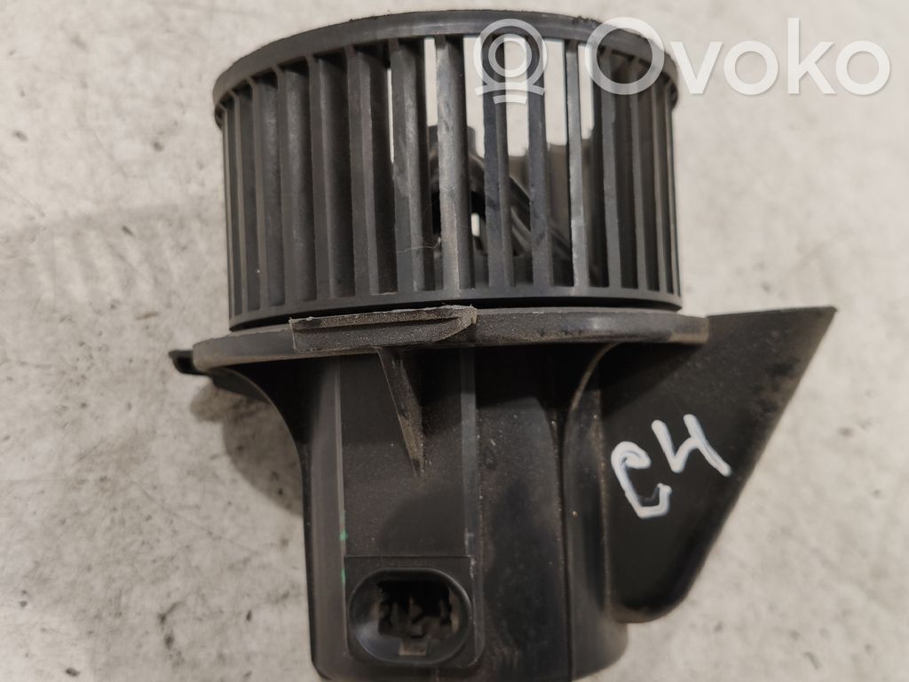 Citroen C4 I Mazā radiatora ventilators 