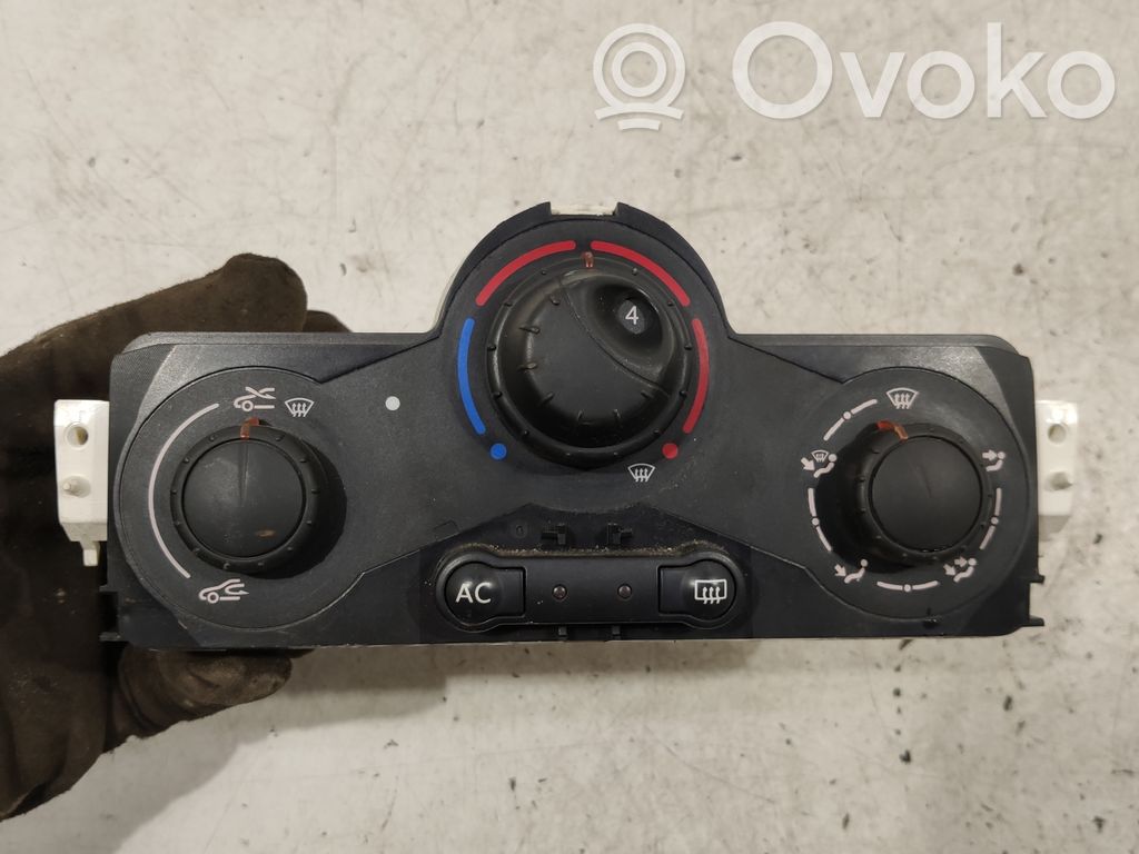 Renault Megane II Climate control unit 