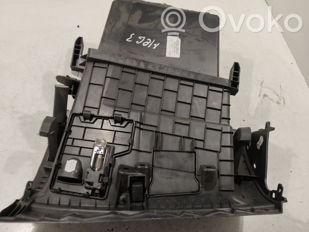 Renault Megane III Handschuhfach 