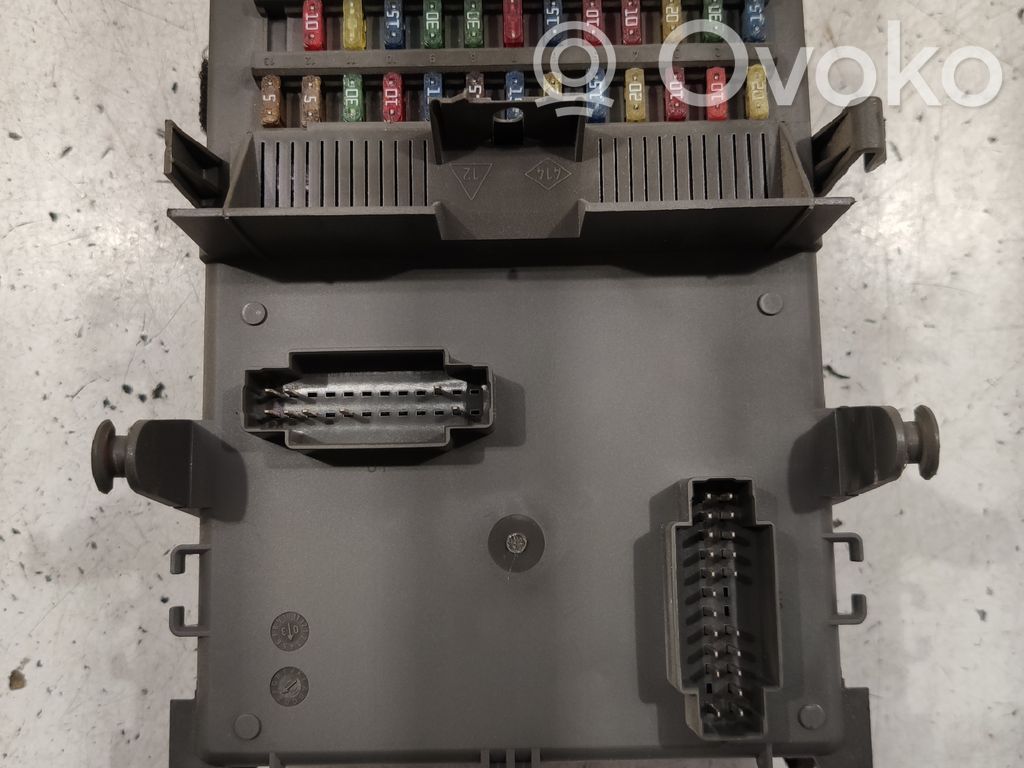 Renault Laguna II Comfort/convenience module 